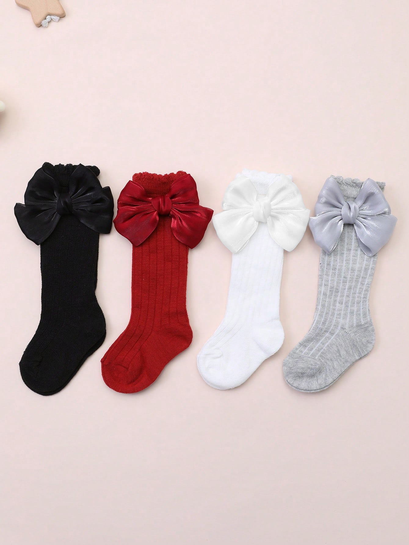 サイドリボン装飾付きベビーガールズソックス4足、柔らかく通気 - Baby Sock Oximeter のレビューと価格