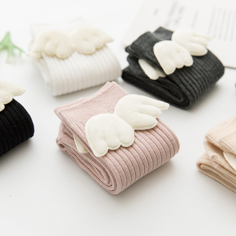 赤ちゃんと女の子のための天使の翼が付いた柔らかい綿の靴下,2 - Baby Sock Oximeter のレビューと価格